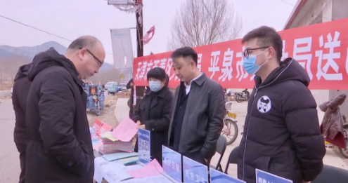 西青区在我市开展送岗位下乡现场招聘活动