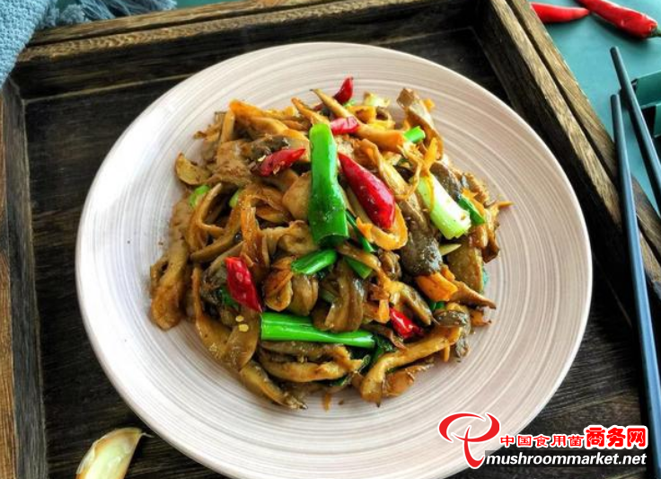 孜然蘑菇，给肉都不换！