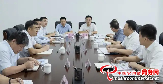 山西省吕梁市临县人民政府与神农科技集团就食用菌产业发展举行会谈