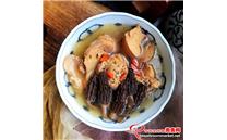 猴头菇羊肚菌鸡汤，鲜美至极